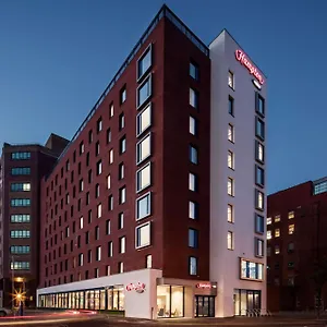 Hampton By Hilton Centre Hotell